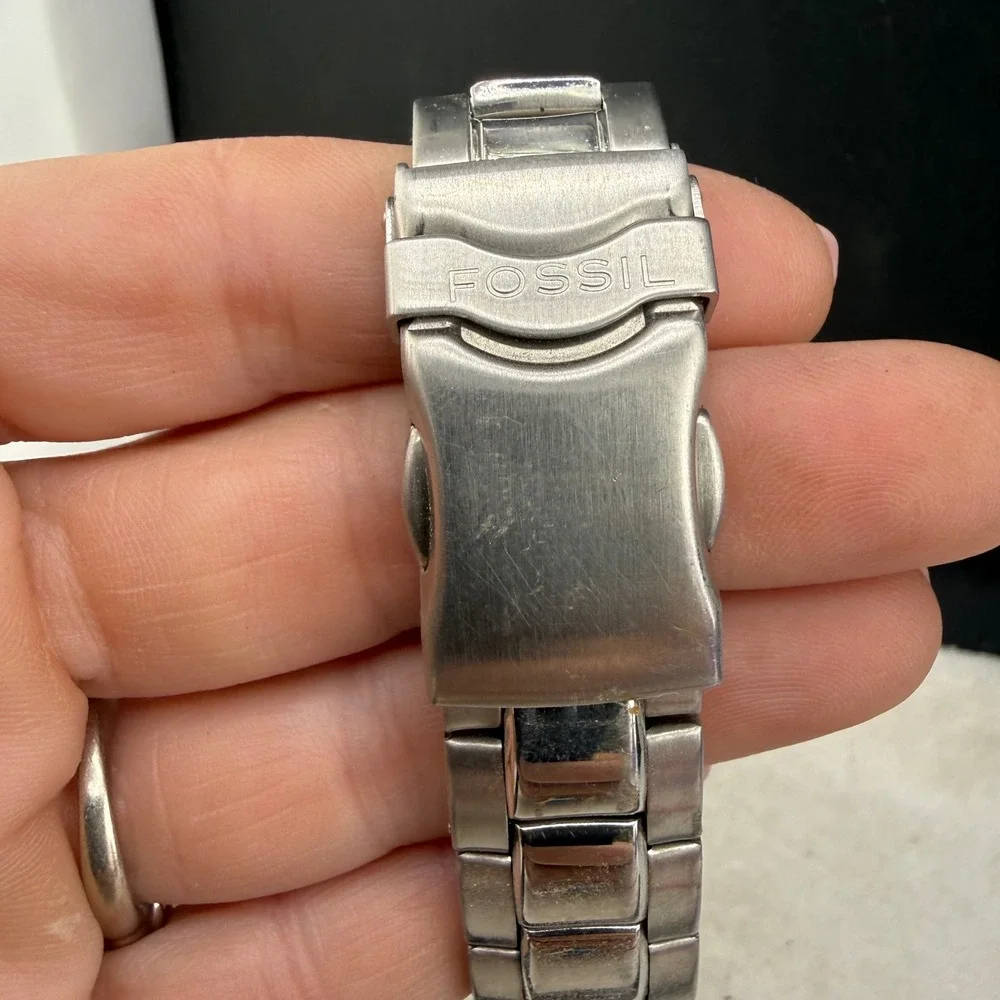 Vintage Fossil Blue Watch Blue Dial Stainless Steel BQ-9034 Mens 40mm UNTESTED